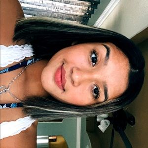 Meet your Posher, Daniela